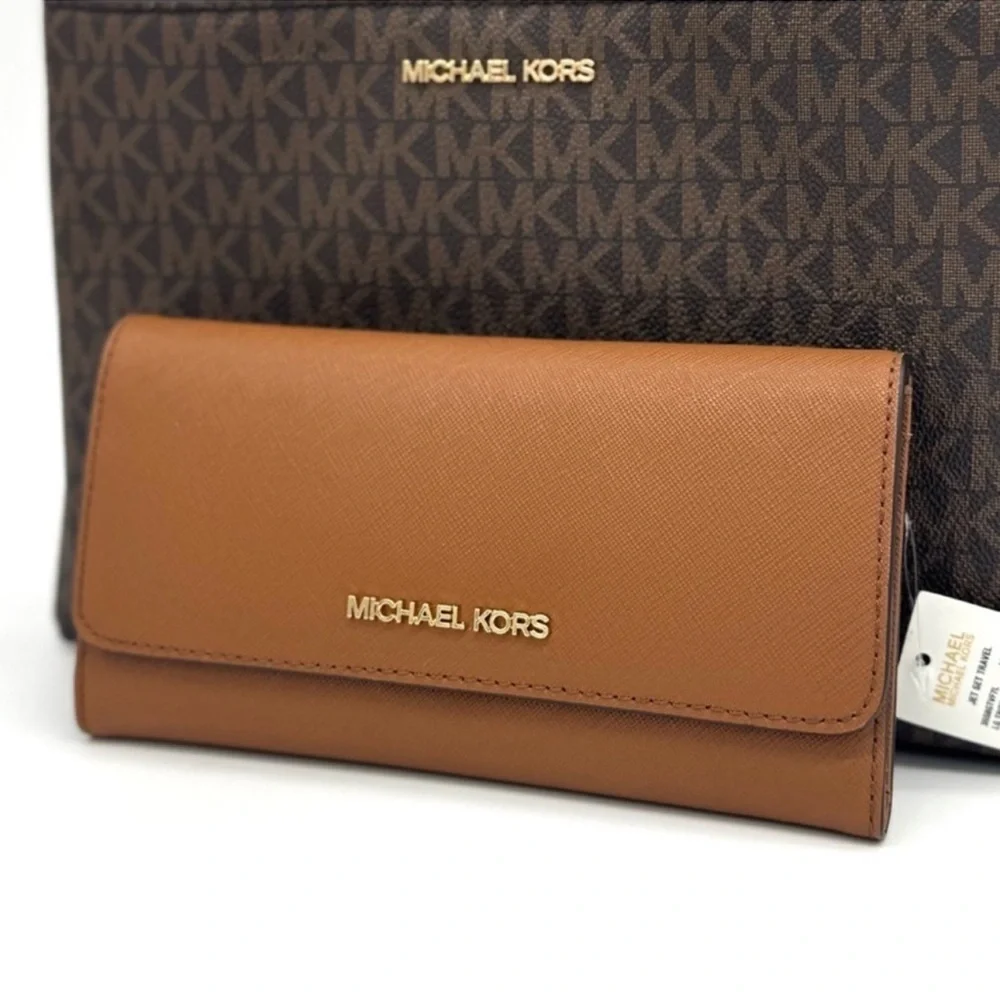 Michael Kors Trisha Medium Triple Compartment Crossbody Bag & Trifold Wallet Set